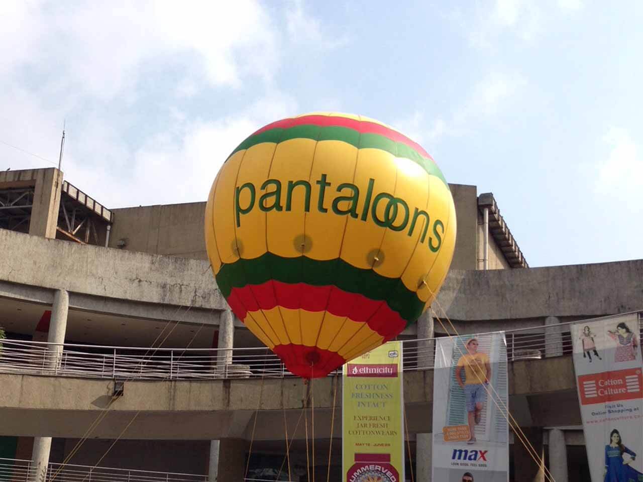 sky-balloons-pantaloons
